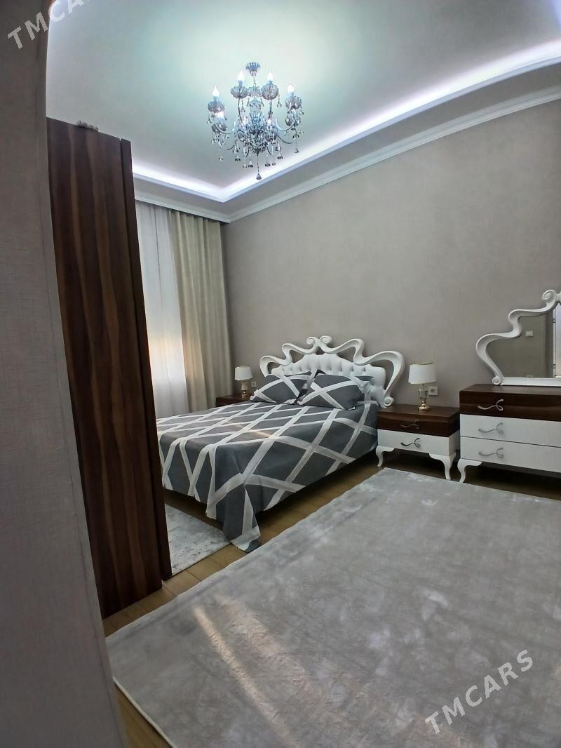 3 ком 2/1 этаж Первомайская - Ашхабад - img 2