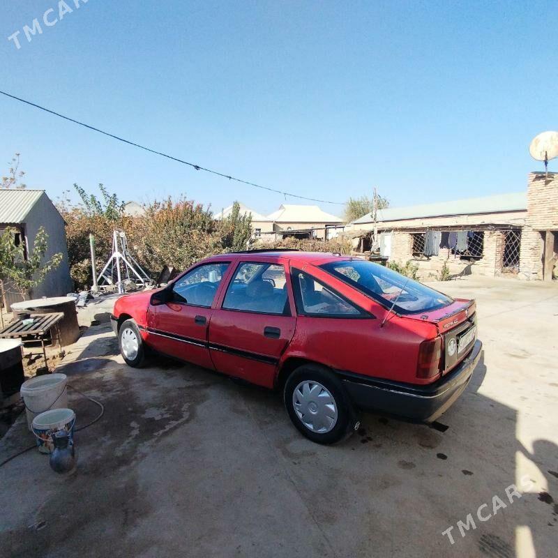 Opel Vectra 1991 - 14 000 TMT - Мары - img 4