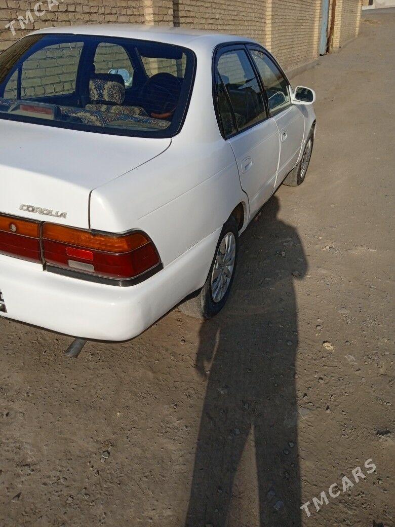 Toyota Corolla 1993 - 50 000 TMT - Туркменабат - img 3