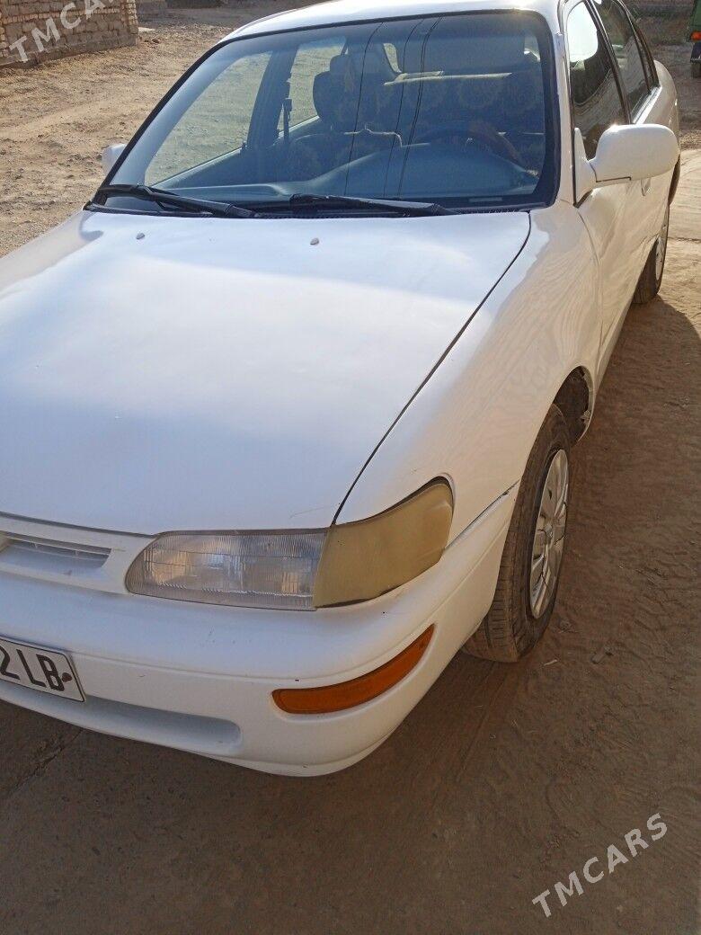 Toyota Corolla 1993 - 50 000 TMT - Туркменабат - img 1