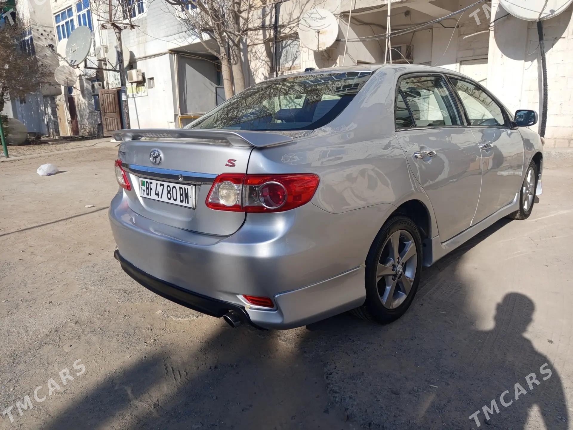 Toyota Corolla 2012 - 159 000 TMT - Türkmenbaşy - img 9