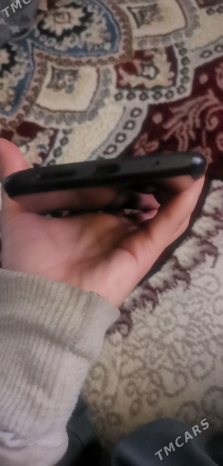 Redmi 9t - Hitrowka - img 3