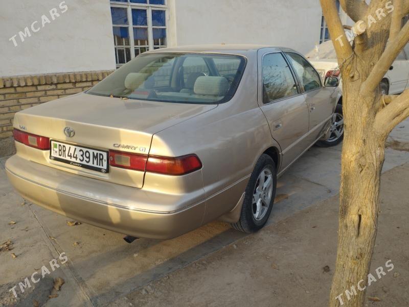 Toyota Camry 1997 - 137 000 TMT - Ýolöten - img 3