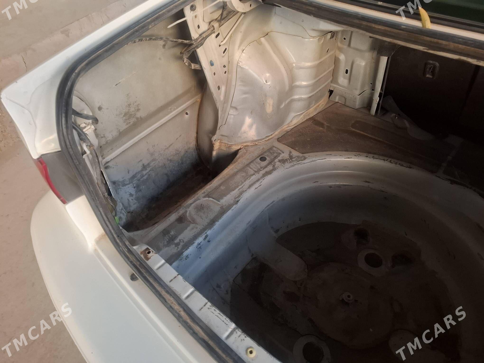 Toyota Camry 1998 - 137 000 TMT - Кёнеургенч - img 5