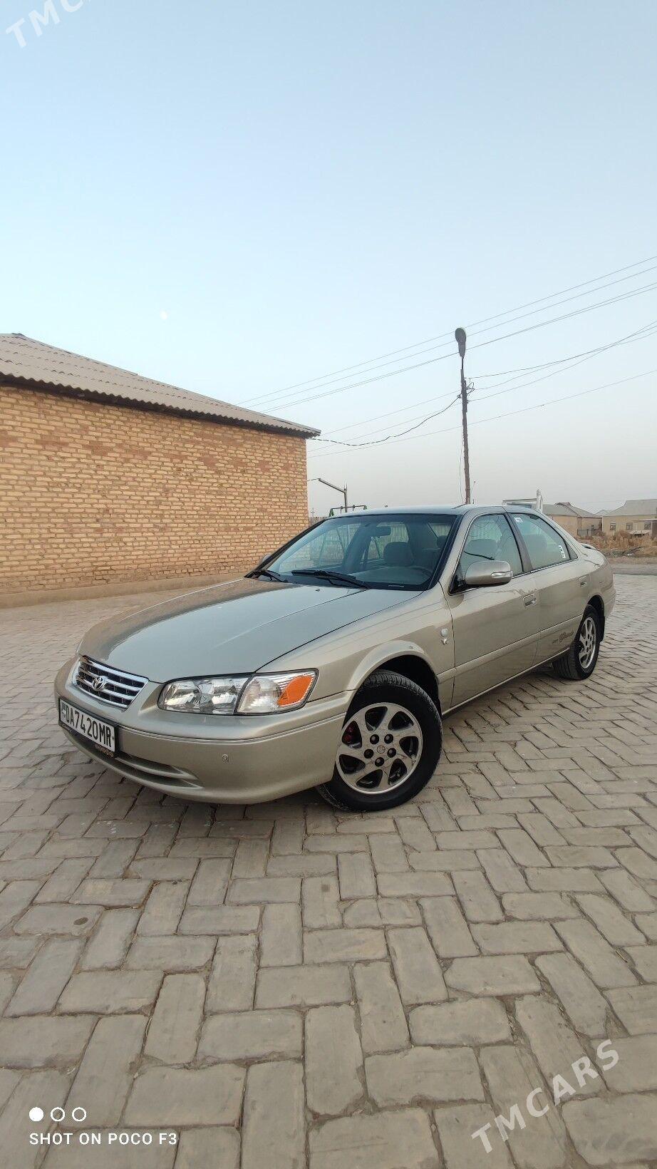 Toyota Camry 2001 - 148 000 TMT - Байрамали - img 2
