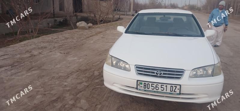 Toyota Camry 2001 - 140 000 TMT - Şabat etr. - img 1