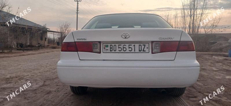 Toyota Camry 2001 - 140 000 TMT - Şabat etr. - img 3
