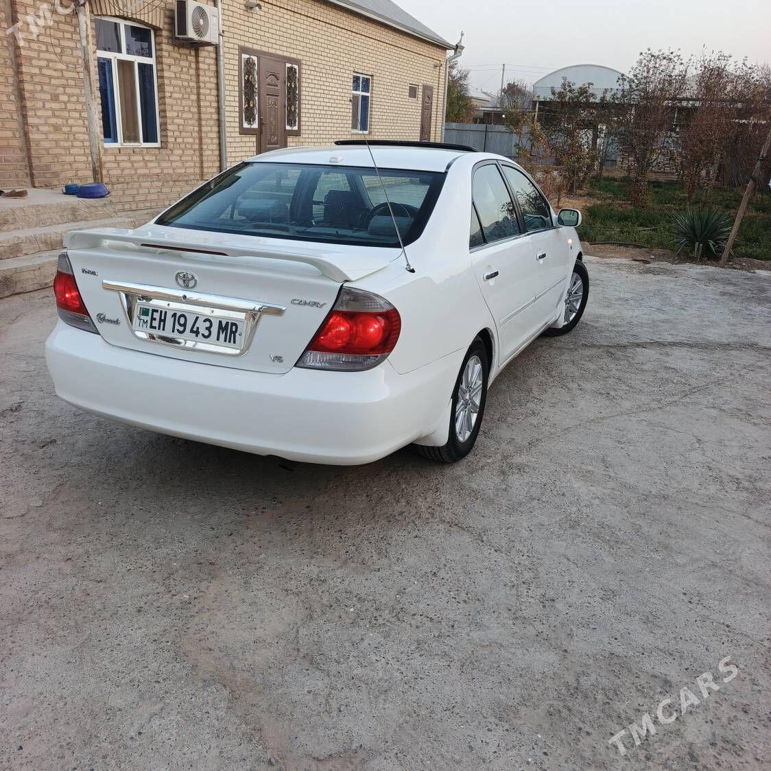 Toyota Camry 2004 - 220 000 TMT - Mary - img 3