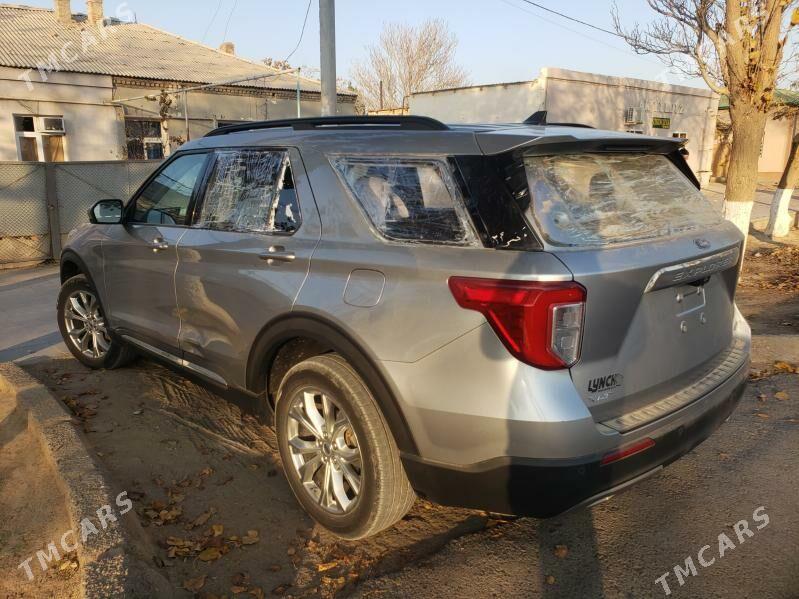 Ford Explorer 2021 - 390 000 TMT - Байрамали - img 4