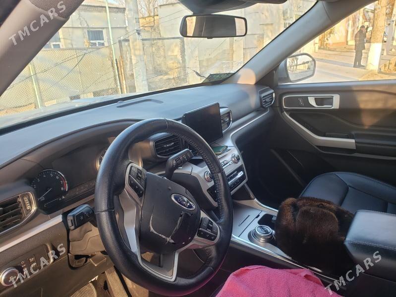 Ford Explorer 2021 - 390 000 TMT - Байрамали - img 6