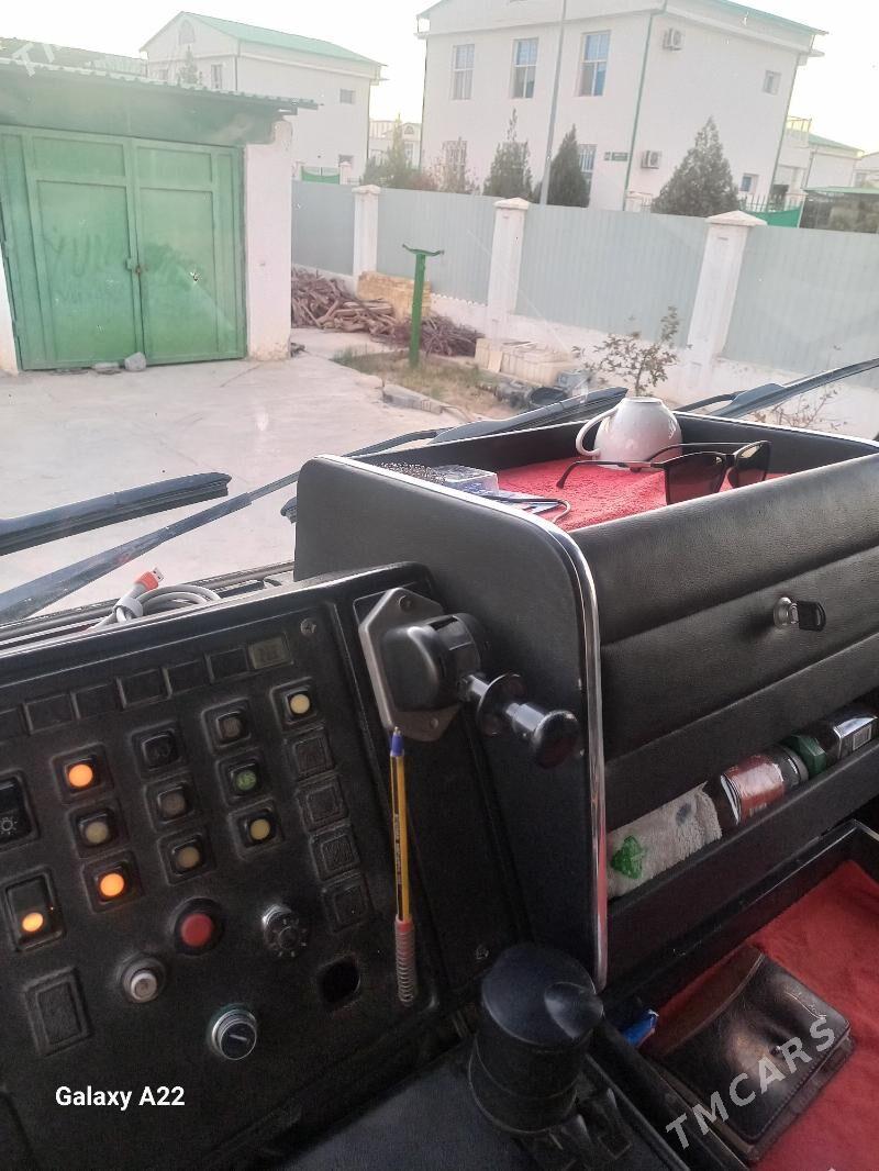 Maz Samosval 2014 - 440 000 TMT - Täze zaman - img 7