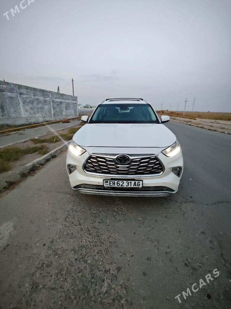 Toyota Highlander 2021 - 590 000 TMT - Aşgabat - img 4
