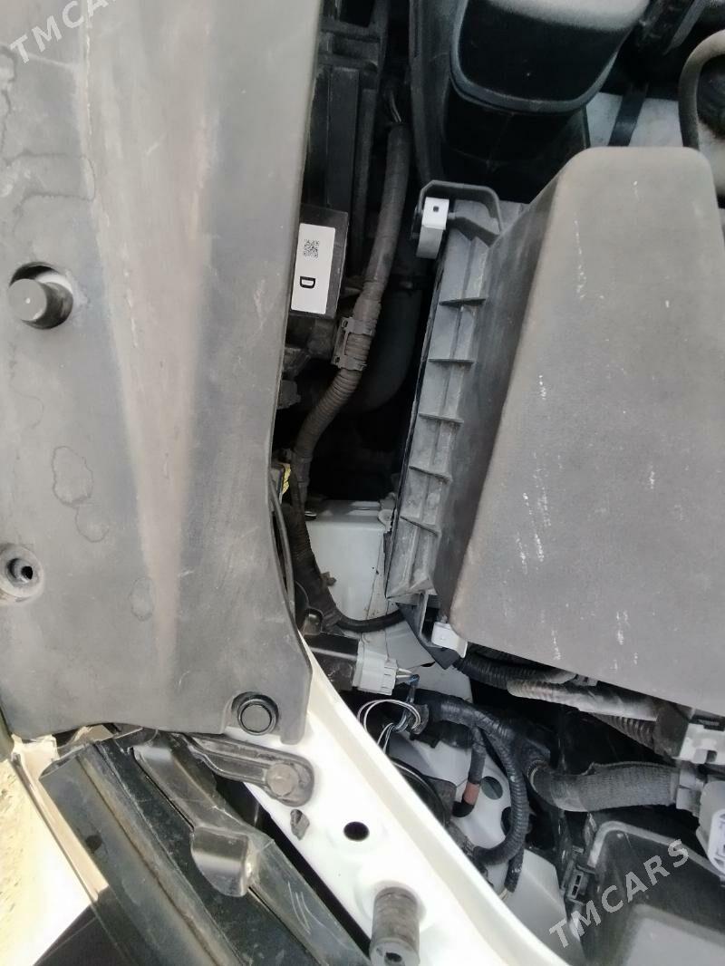 Toyota Camry 2021 - 330 000 TMT - Туркменабат - img 9