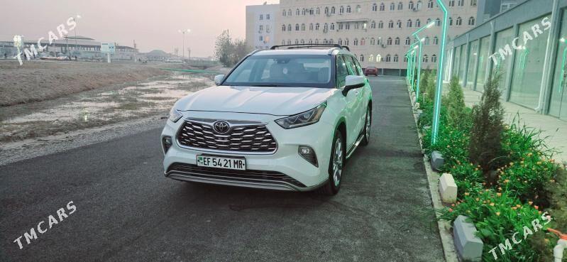 Toyota Highlander 2023 - 475 000 TMT - Baýramaly - img 2