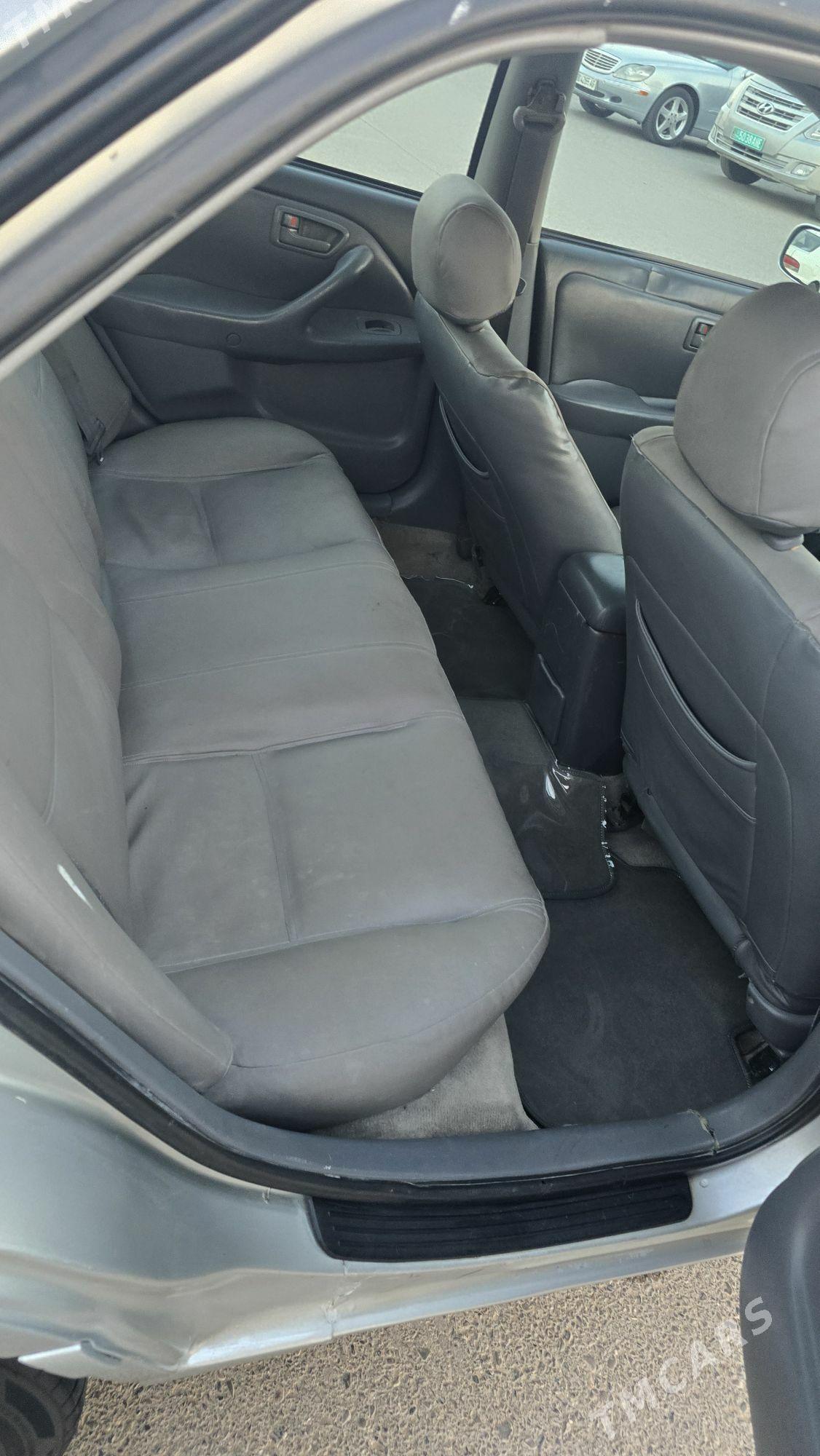 Toyota Camry 1998 - 134 000 TMT - Ашхабад - img 8