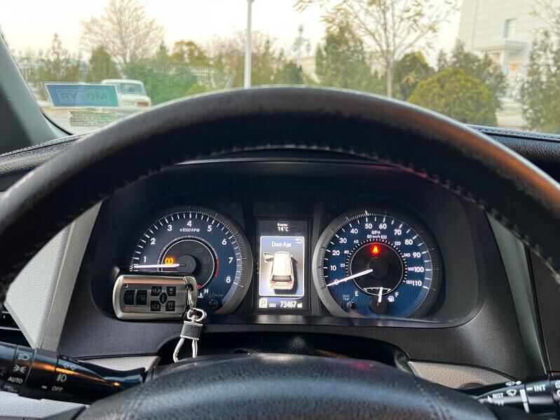 Toyota Sienna 2017 - 410 000 TMT - Балканабат - img 6