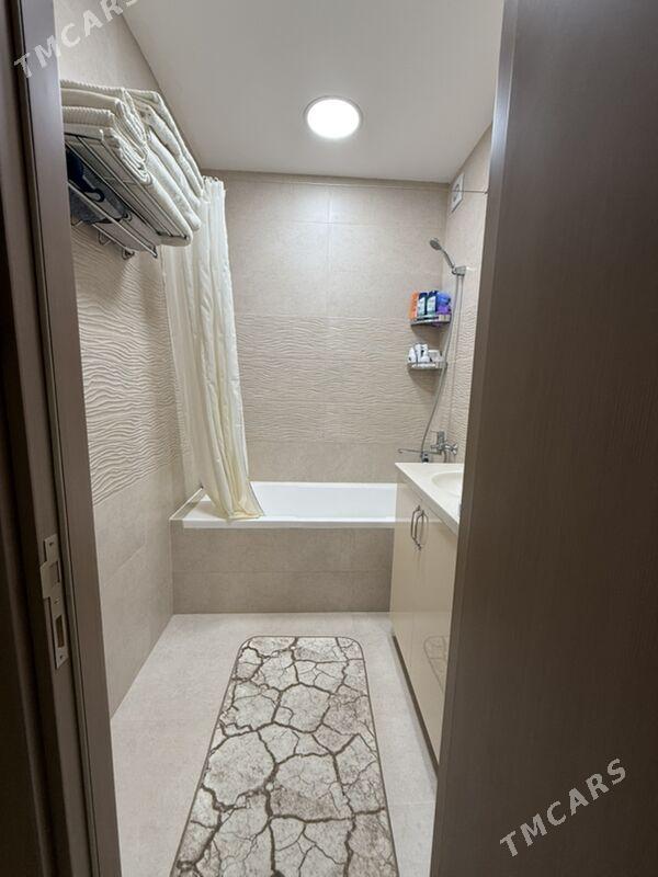 Satlyk jaý eýesinden - Parahat 2 - img 2