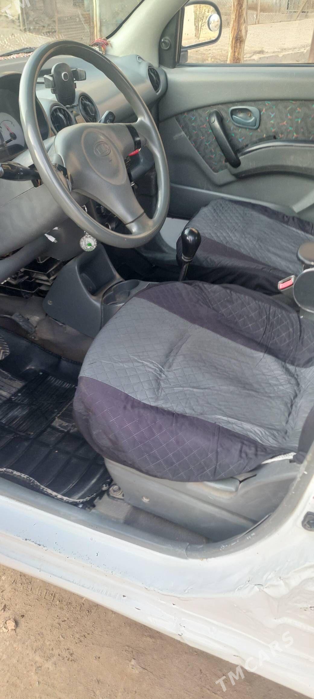 Kia Rio5 2002 - 26 000 TMT - Дашогуз - img 7