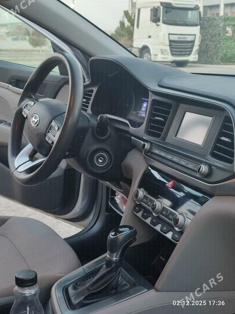 Hyundai Elantra 2020 - 215 000 TMT - Мары - img 4