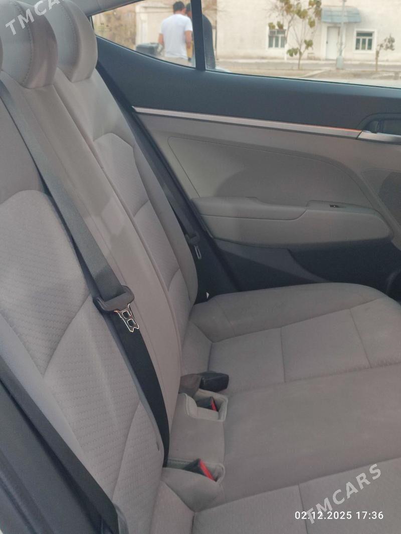 Hyundai Elantra 2020 - 215 000 TMT - Мары - img 5