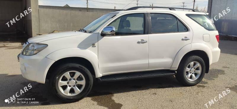 Toyota Fortuner 2006 - 200 000 TMT - Мары - img 6
