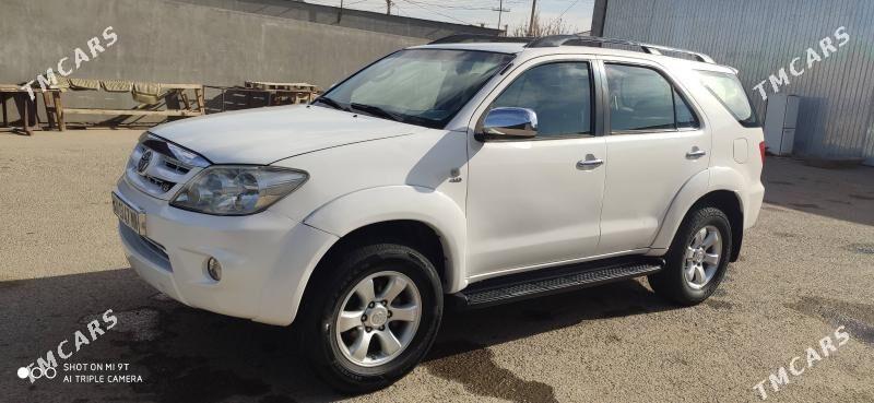 Toyota Fortuner 2006 - 200 000 TMT - Мары - img 2