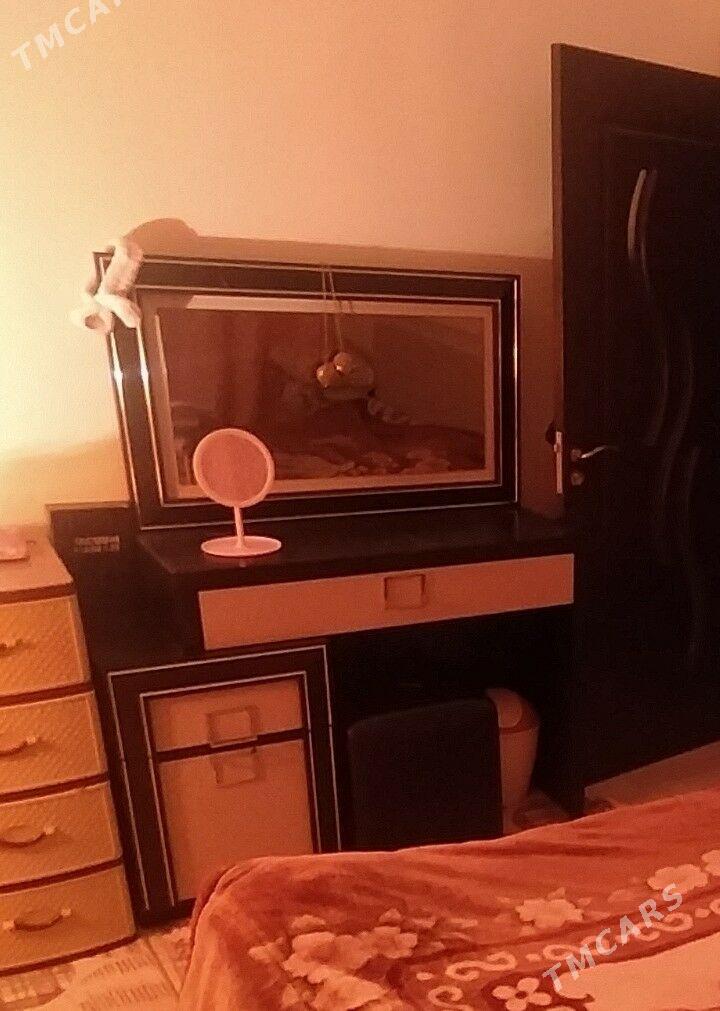 Трюмо с пуфиком - Türkmenbaşy - img 2