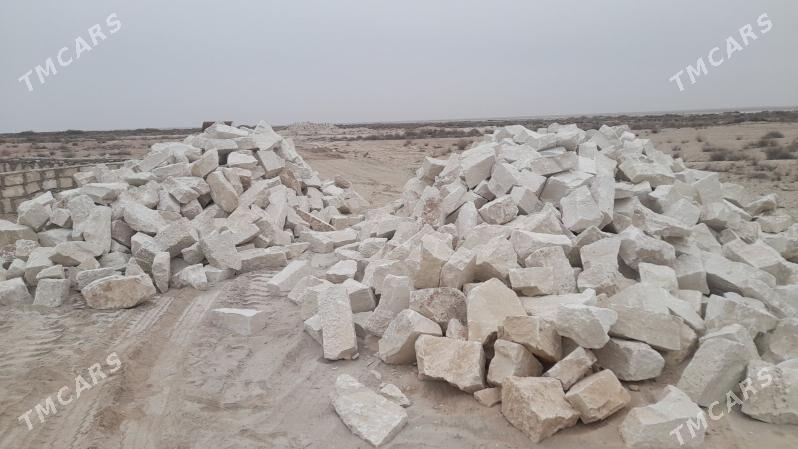 Gulmaÿak satlyk ÿer bar - Türkmenbaşy - img 2