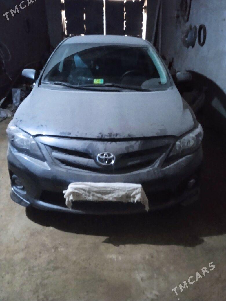 Toyota Corolla 2013 - 220 000 TMT - Акдепе - img 6