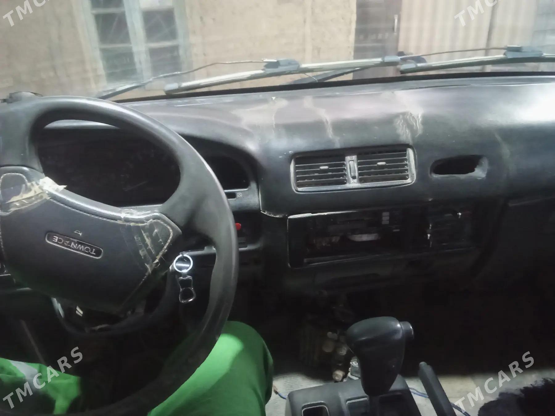 Toyota Town Ace 1998 - 30 000 TMT - Murgap - img 2