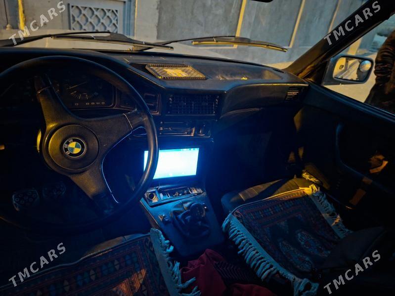 BMW 525 1987 - 26 000 TMT - Балканабат - img 1