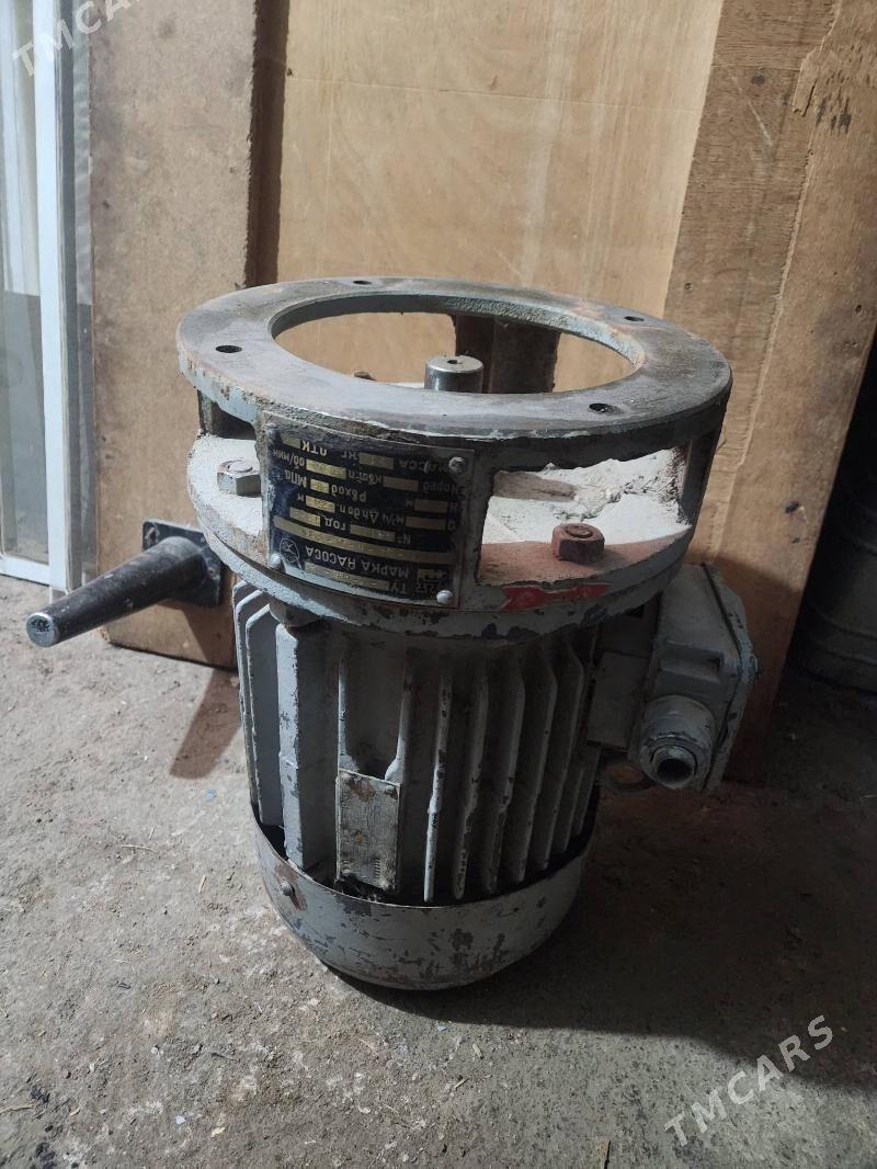 Двигатель / Dwigatel - Мир 1 - img 2