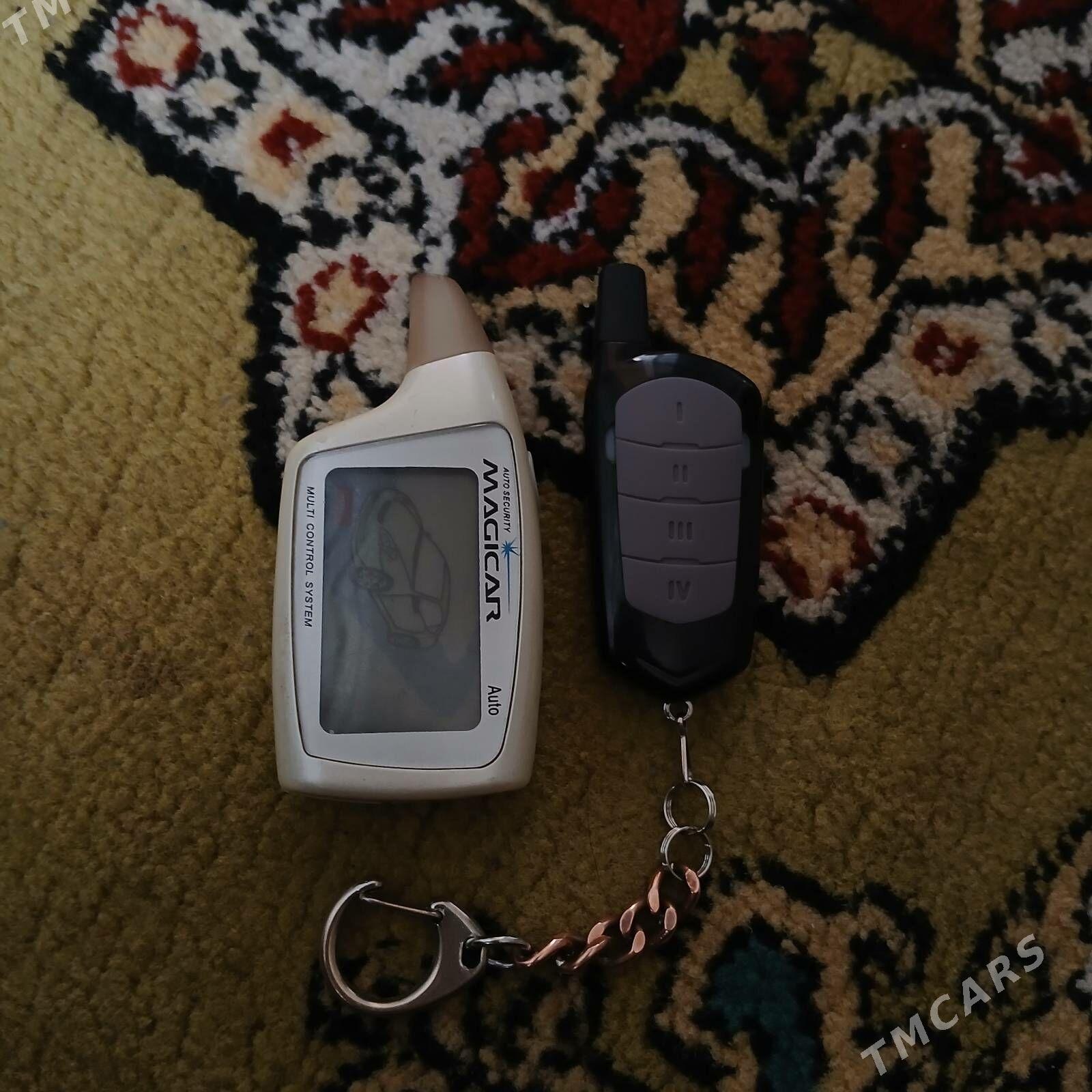 Toyota Corolla 2007 - 180 000 TMT - Hitrowka - img 4