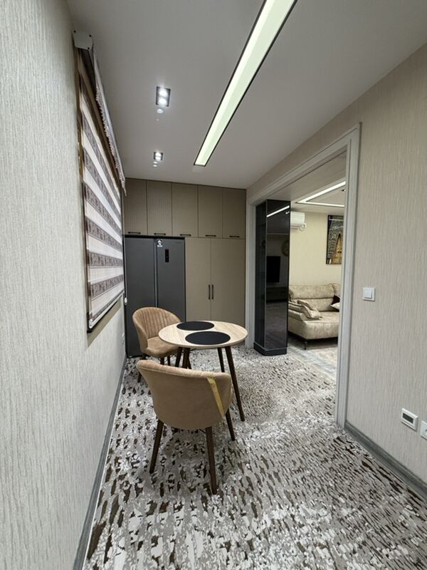 5 мкр 3 комнаты 2 этаж - 5 мкр - img 9