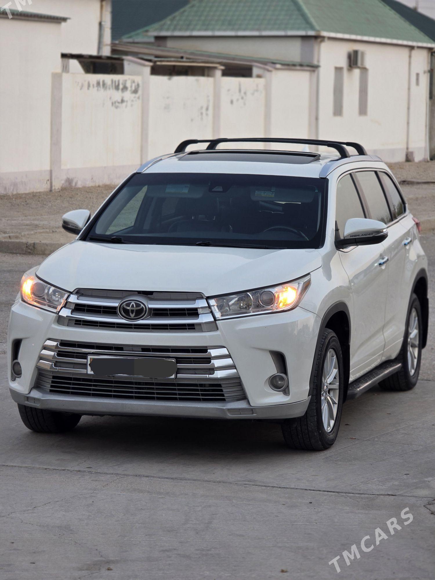 Toyota Highlander 2018 - 405 000 TMT - Балканабат - img 2