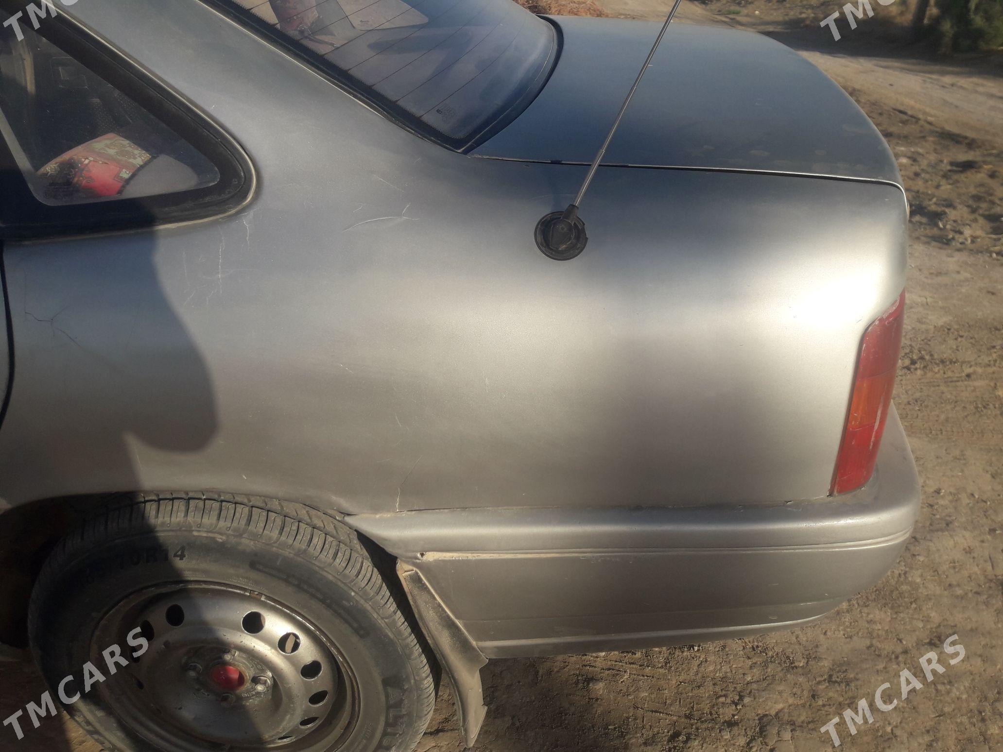 Opel Vectra 1990 - 26 000 TMT - Farap - img 5