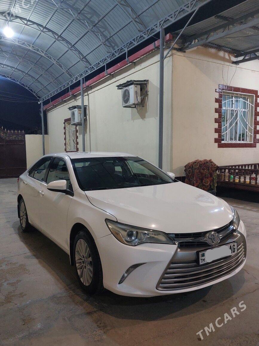 Toyota Camry 2017 - 225 000 TMT - Бузмеин - img 2
