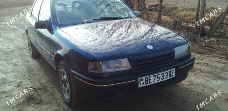 Opel Vectra 1990 - 26 000 TMT - Гурбансолтан Едже - img 3