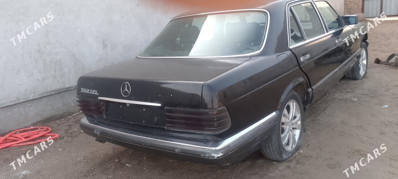Mercedes-Benz 560-Class 1989 - 20 000 TMT - Туркменабат - img 3