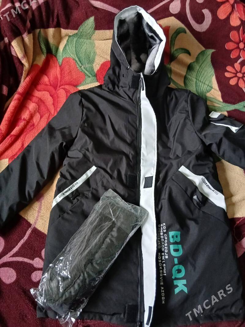 Kurtka - Gurbansoltan Eje - img 2