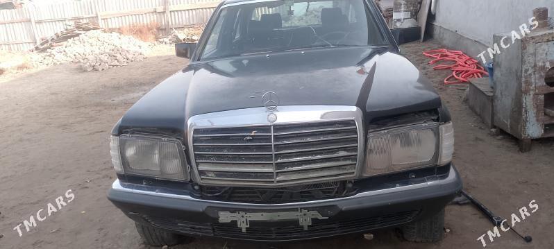 Mercedes-Benz 560-Class 1989 - 20 000 TMT - Туркменабат - img 2
