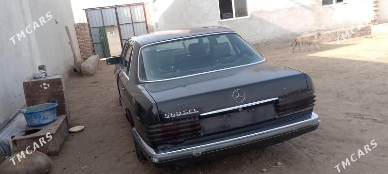 Mercedes-Benz 560-Class 1989 - 20 000 TMT - Туркменабат - img 5