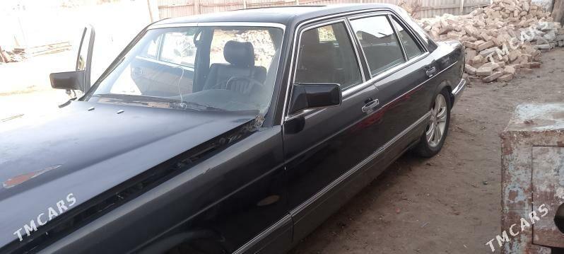 Mercedes-Benz 560-Class 1989 - 20 000 TMT - Туркменабат - img 6