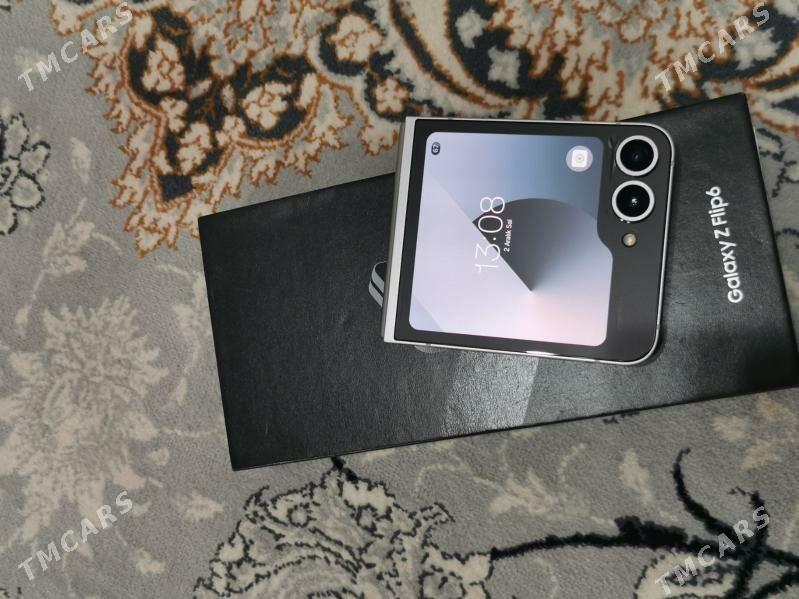 Samsung Z flip6 - Mary - img 6