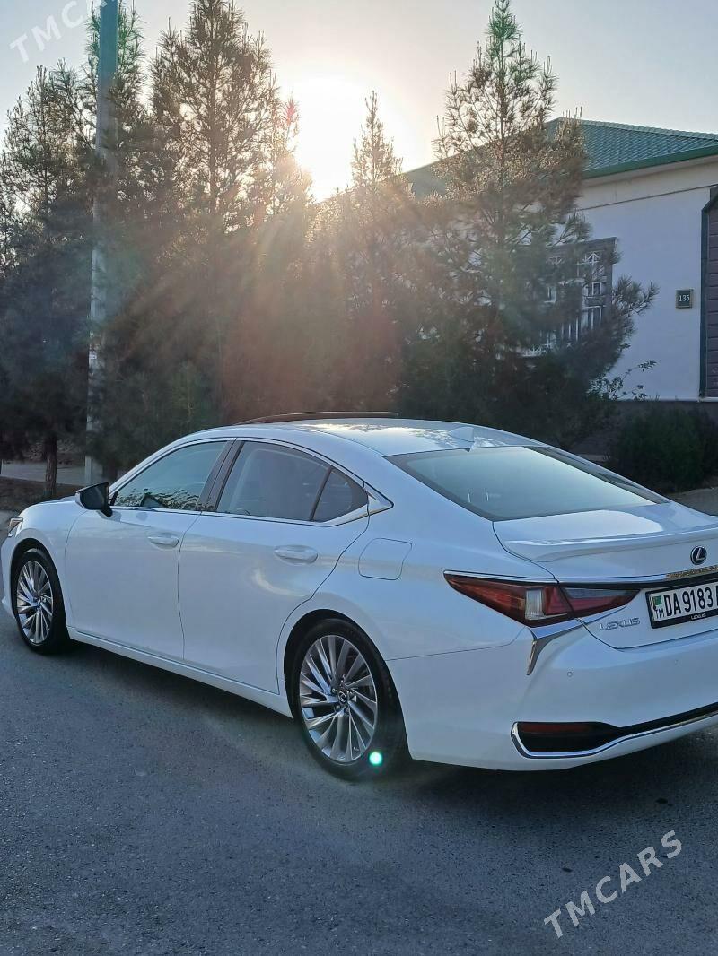 Lexus ES 350 2020 - 520 000 TMT - Täze zaman - img 3