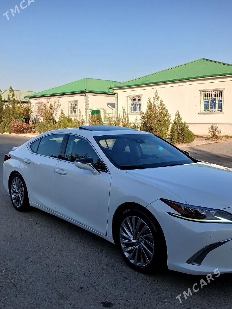 Lexus ES 350 2020 - 520 000 TMT - Täze zaman - img 6