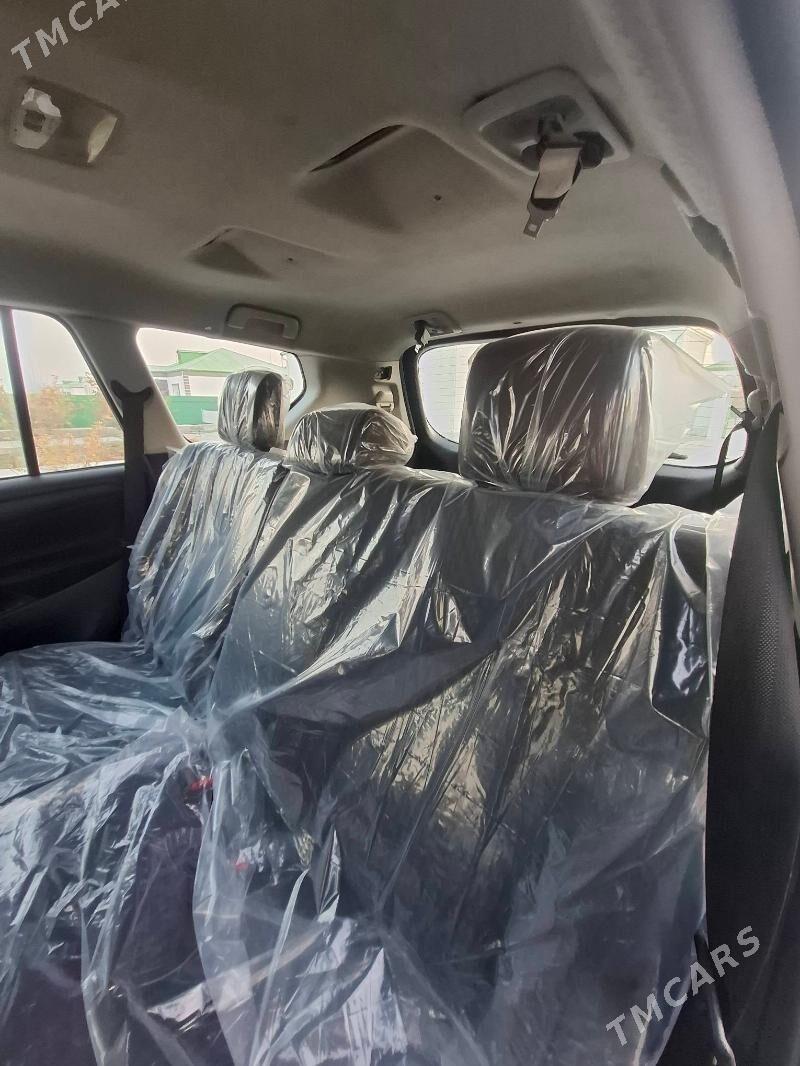 Toyota Innova 2022 - 270 000 TMT - Aşgabat - img 5