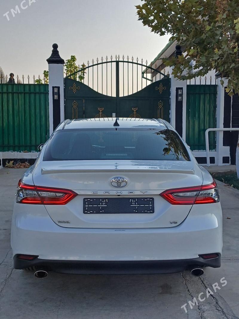 Toyota Camry 2019 - 280 000 TMT - Täze zaman - img 3