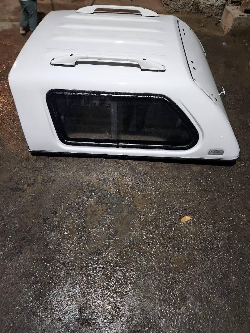 hilux butga 9 000 TMT - Büzmeýin - img 3