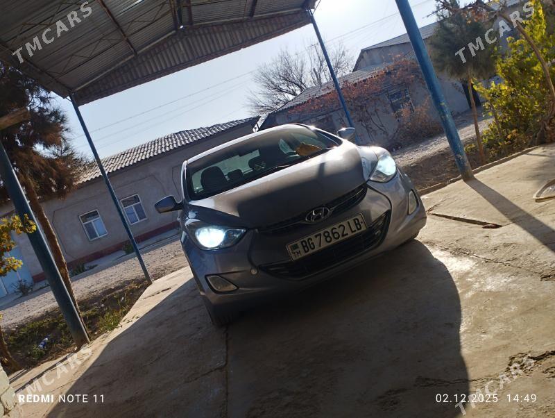 Hyundai Elantra 2011 - 140 000 TMT - Дянев - img 6